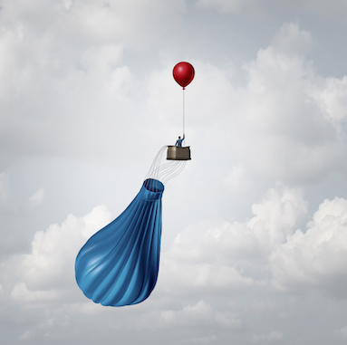 Image of blue hot air balloon replaced by red balloon